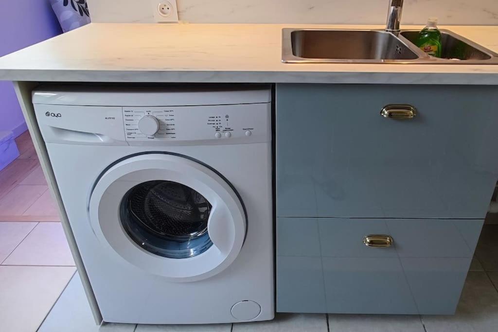 Apartment Grand En Face Du Rer A, Parking, Paris 20 Mn, Disneyland 40 Mn Fontenay-sous-Bois